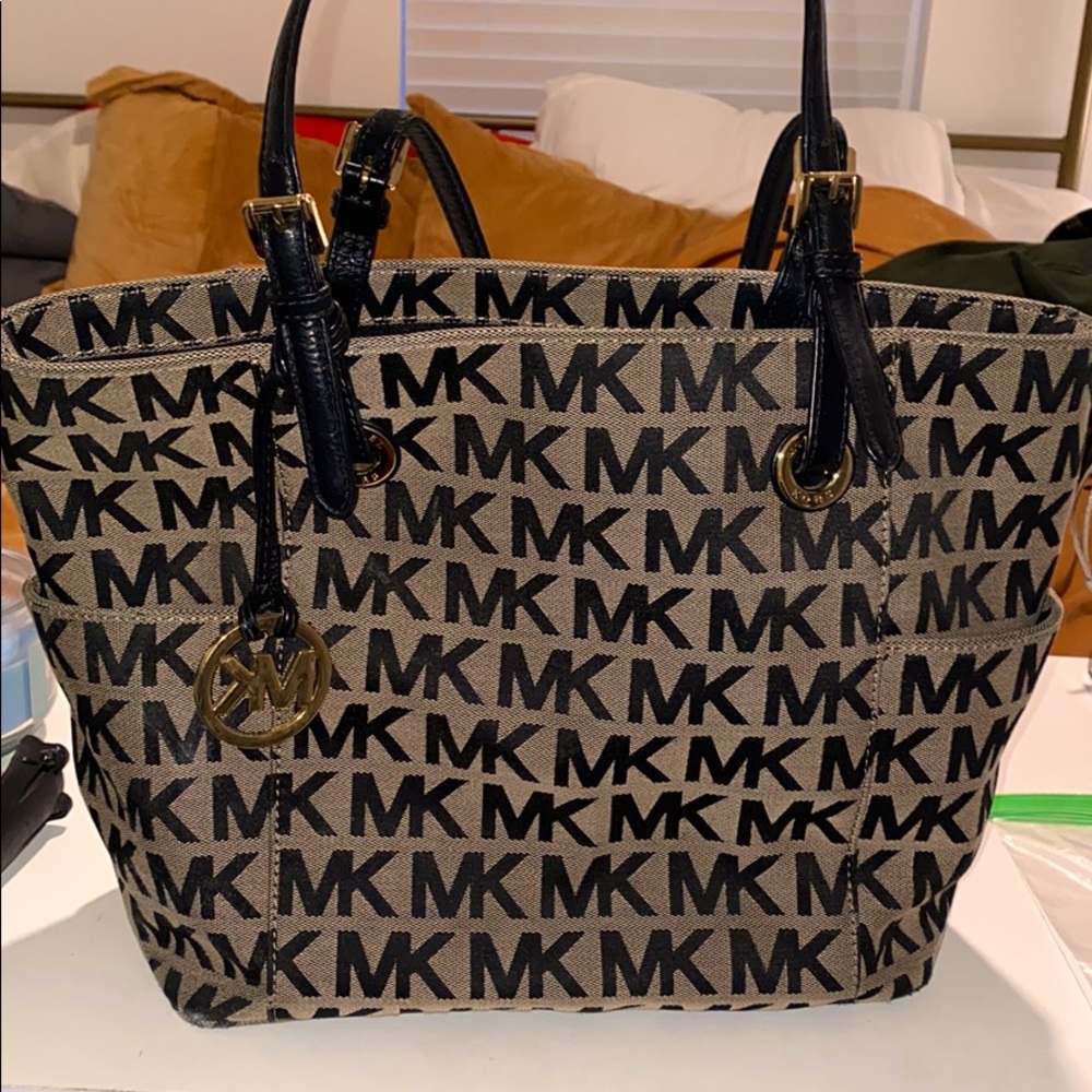 Michael Kors Monogram Bag